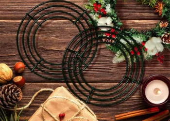 Durable Metal Wreath Frames for Easy and Beautiful Holiday Crafting Projects